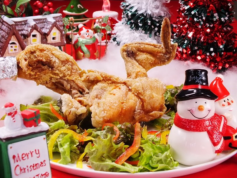 九州地鶏料理が自慢の居酒屋です。